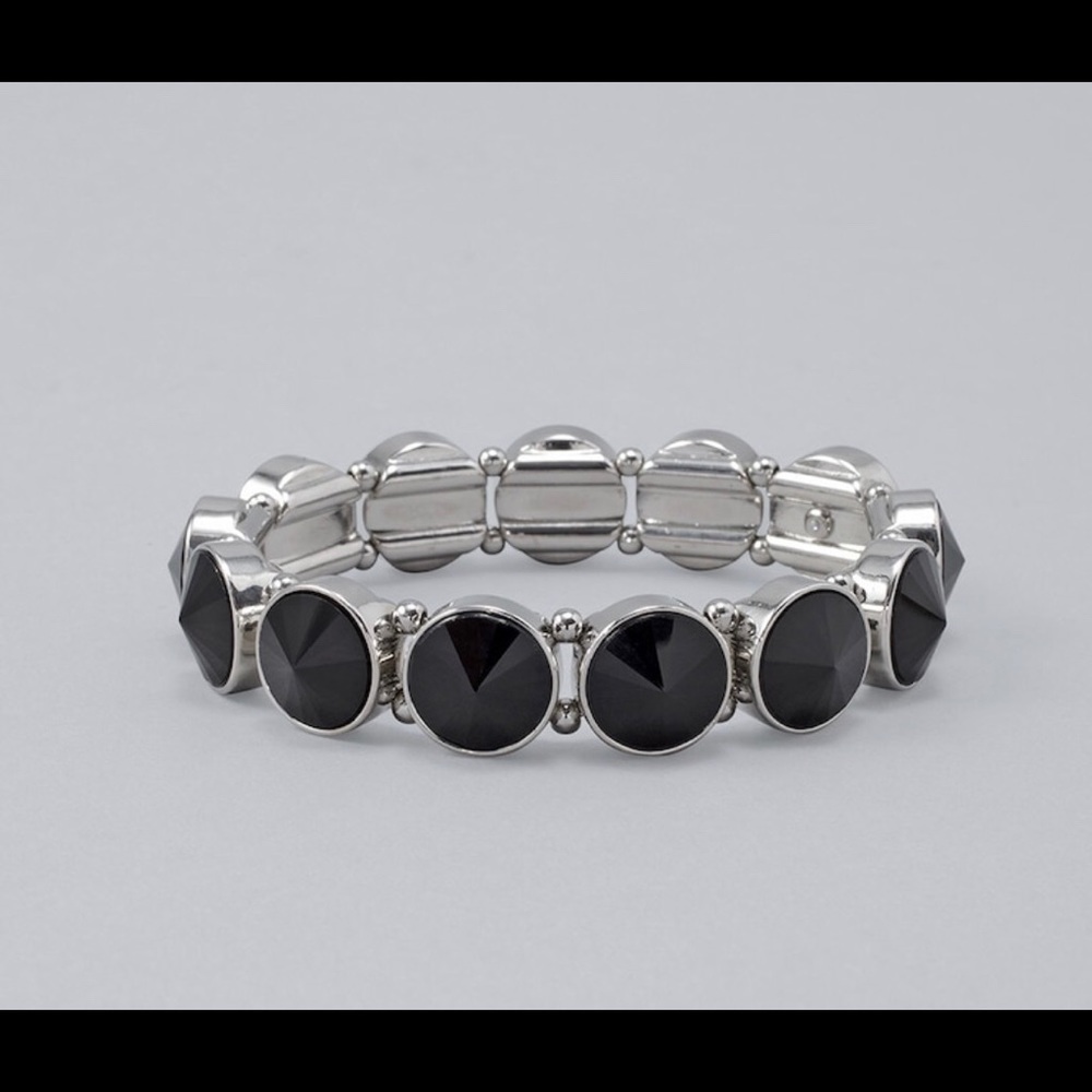 BLACK STONE STATION STRETCH BRACELET